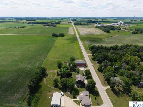 831 SW 2nd Street Glenville MN 56036