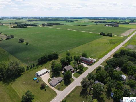 831 SW 2nd Street Glenville MN 56036