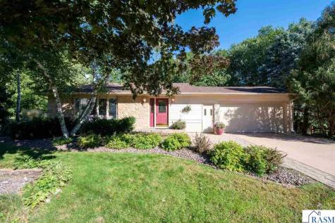 2 Capri Drive Mankato MN 56001