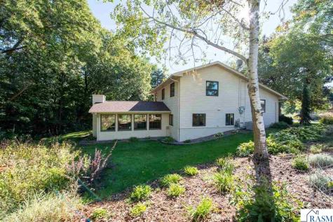 2 Capri Drive Mankato MN 56001