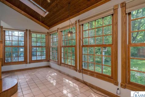 210 Viola Street Mankato MN 56001
