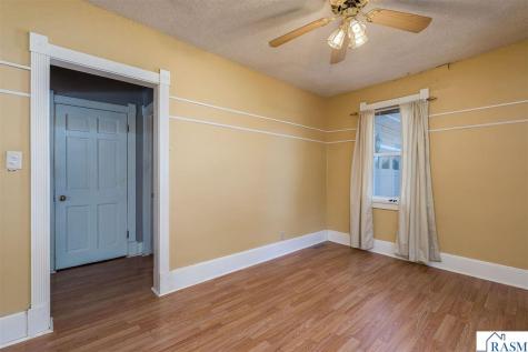 210 Viola Street Mankato MN 56001
