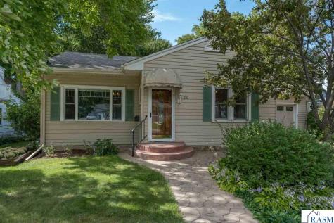 210 Viola Street Mankato MN 56001