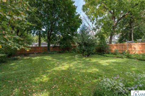 210 Viola Street Mankato MN 56001