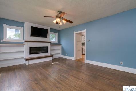210 Viola Street Mankato MN 56001