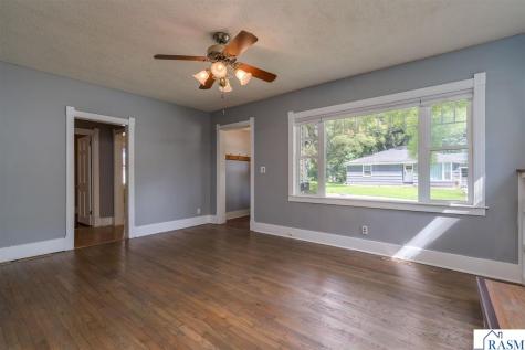 210 Viola Street Mankato MN 56001