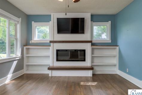 210 Viola Street Mankato MN 56001