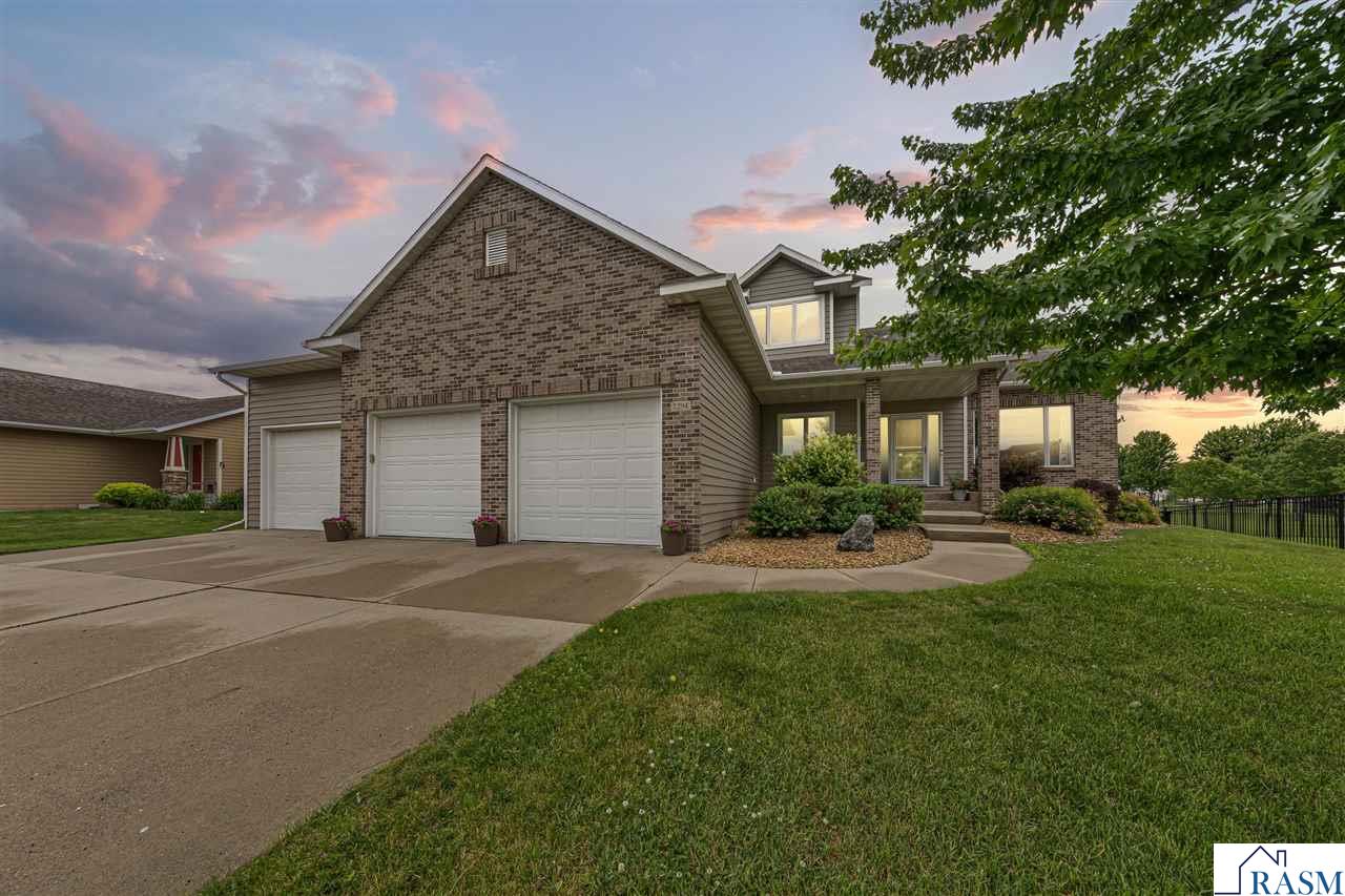 2294 Balsam Drive North Mankato MN 56003
