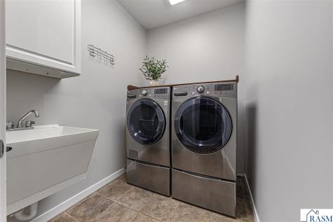 2294 Balsam Drive North Mankato MN 56003