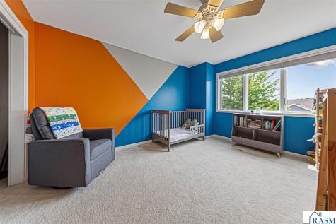 2294 Balsam Drive North Mankato MN 56003