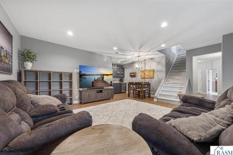 2294 Balsam Drive North Mankato MN 56003
