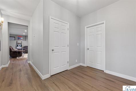 2294 Balsam Drive North Mankato MN 56003