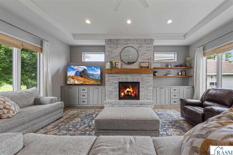 2294 Balsam Drive North Mankato MN 56003