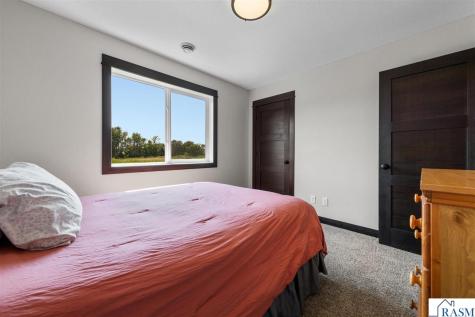812 Pond View Drive Arlington MN 55307