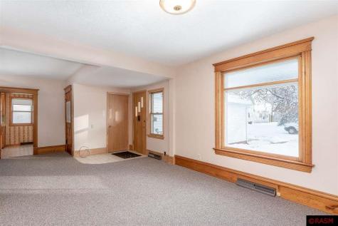 201 Hilltop Street Vernon Center MN 56090