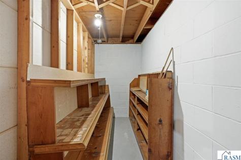 807 N Renville Winthrop MN 55396