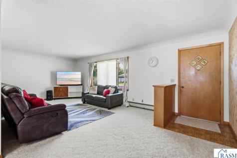 807 N Renville Winthrop MN 55396