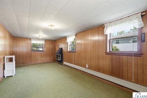 807 N Renville Winthrop MN 55396