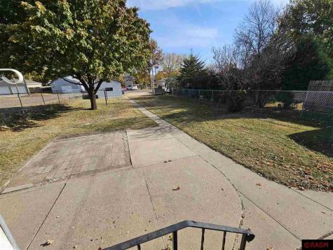 614 N Minnesota Street New Ulm MN 56073
