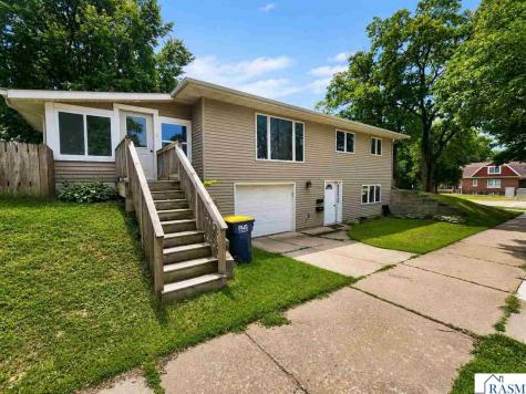 1025 Center Street New Ulm MN 56073