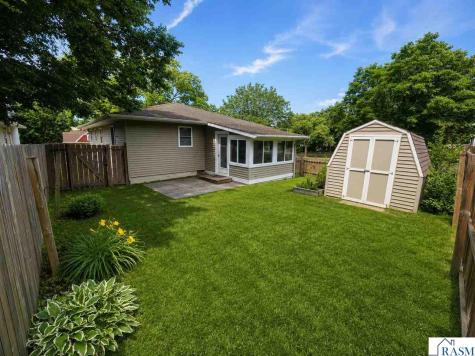 1025 Center Street New Ulm MN 56073