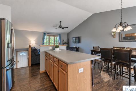 105 Torrey Pines Drive Mankato MN 56001
