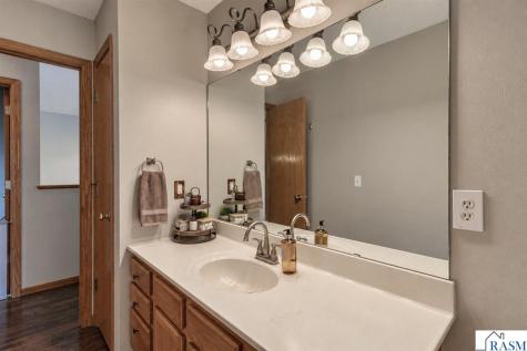 105 Torrey Pines Drive Mankato MN 56001
