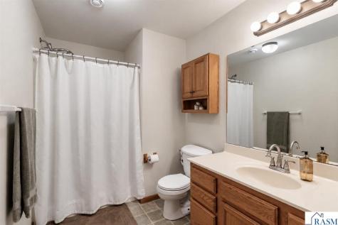 105 Torrey Pines Drive Mankato MN 56001