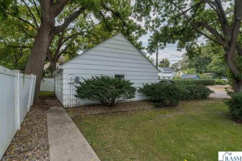 106 Morningside Heights Mankato MN 56001