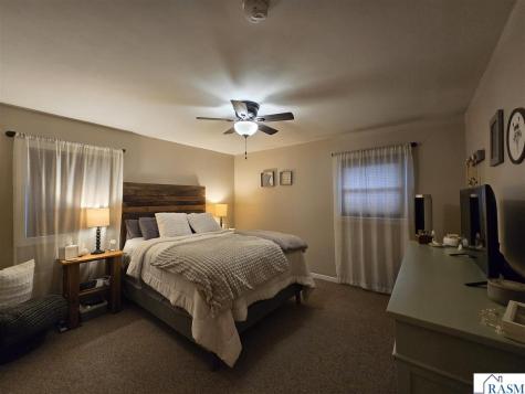 312 Haynes Street Mankato MN 56001