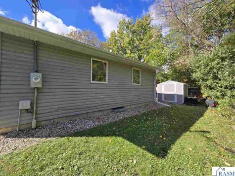 312 Haynes Street Mankato MN 56001