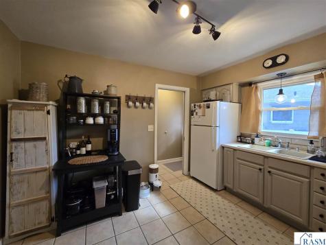 312 Haynes Street Mankato MN 56001