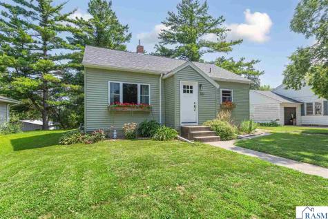 707 N Hennepin Street Winthrop MN 55396