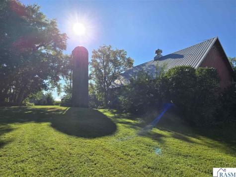 35489 585 Avenue Lafayette MN 56054