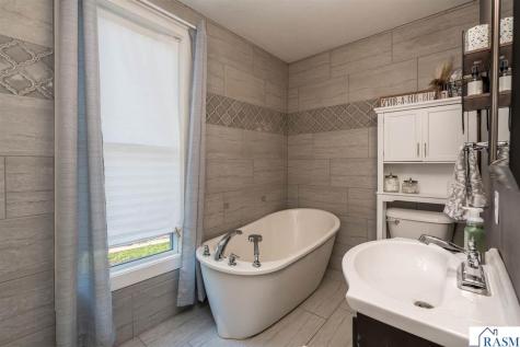 520 Marshall Street Mankato MN 56001
