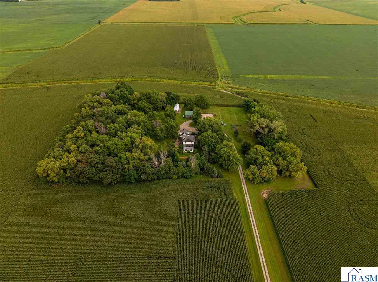 17326 530 Avenue Wells MN 56097