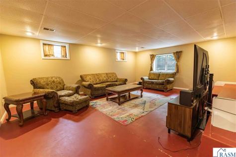 17326 530 Avenue Wells MN 56097