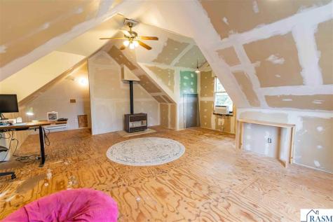 17326 530 Avenue Wells MN 56097