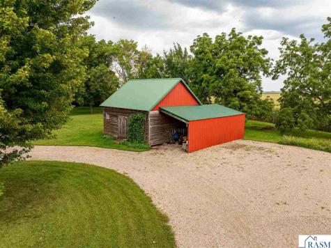 17326 530 Avenue Wells MN 56097