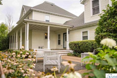 17326 530 Avenue Wells MN 56097