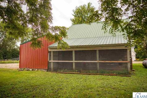 17326 530 Avenue Wells MN 56097