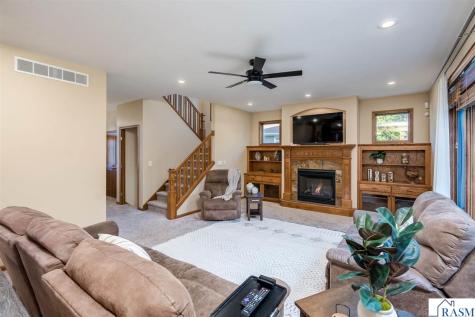 113 Oak Marsh Drive Mankato MN 56001