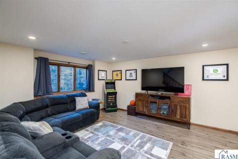 113 Oak Marsh Drive Mankato MN 56001