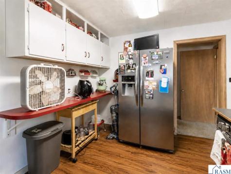 10 NE Buck Avenue Madelia MN 56062