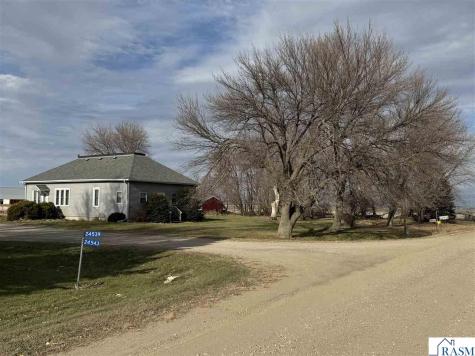 24543 630 Avenue Alden MN 56009