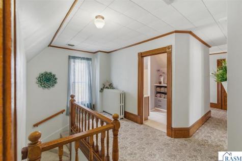 125 E 2nd Street Blue Earth MN 56013