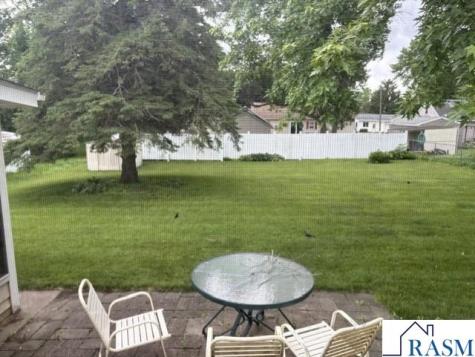 512 SE 9th Avenue Waseca MN 56903