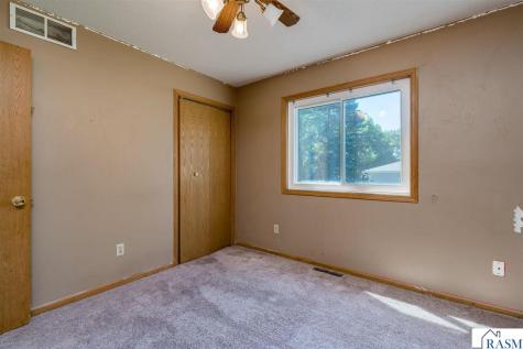 101 Celestine Circle Mankato MN 56001