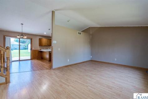 101 Celestine Circle Mankato MN 56001