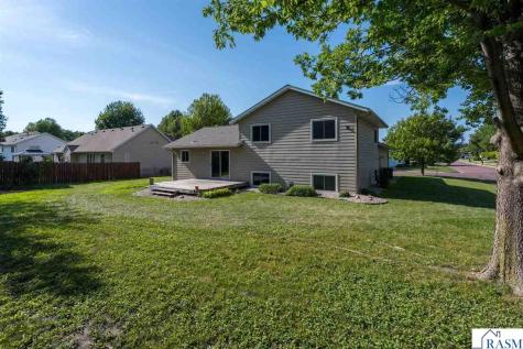 101 Celestine Circle Mankato MN 56001